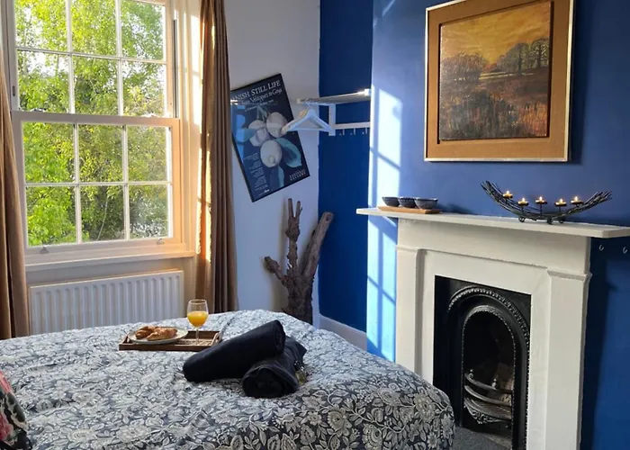 Camden Town Quirky Cosy Flat