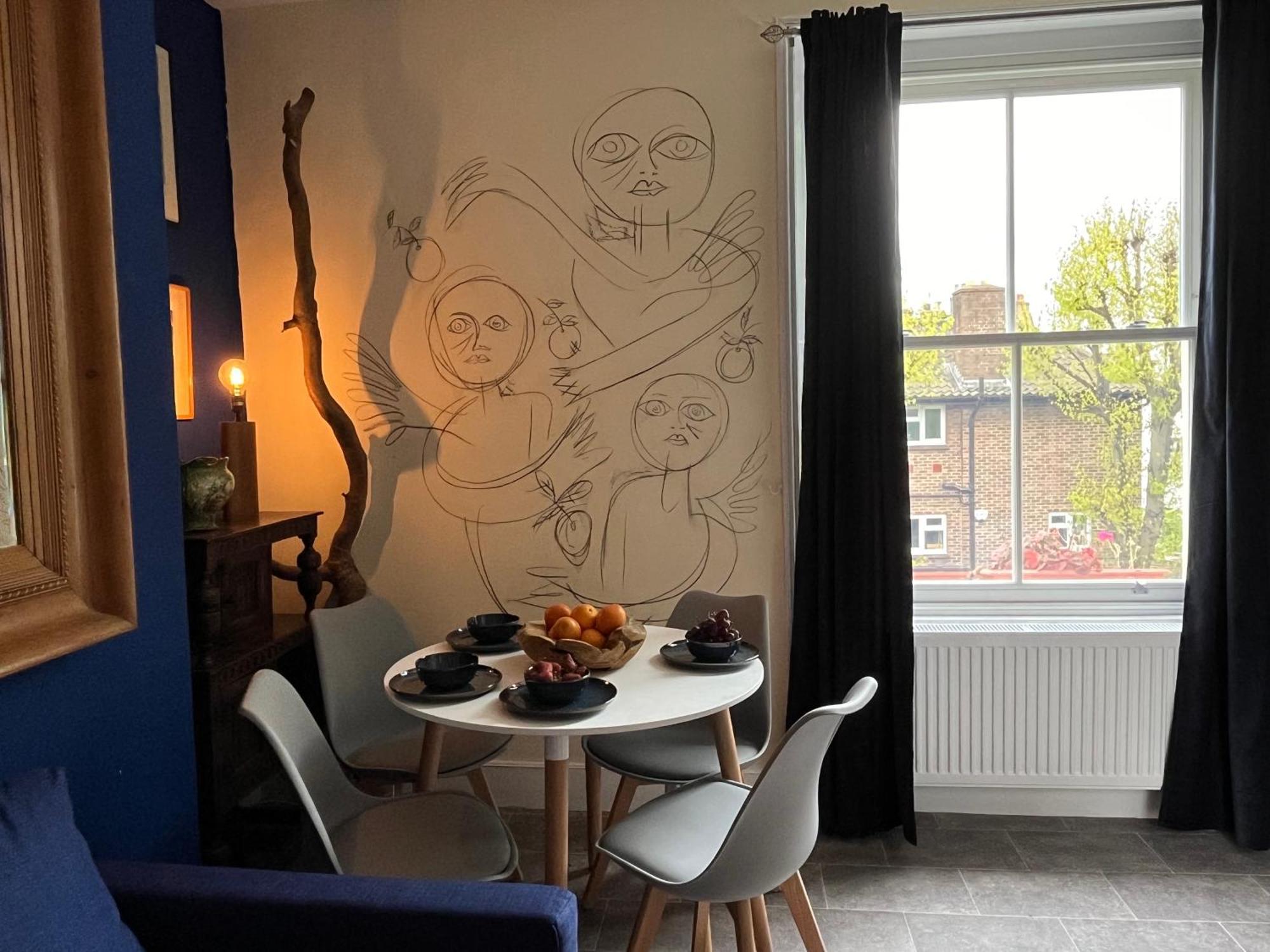 Camden Town Quirky Cosy Flat