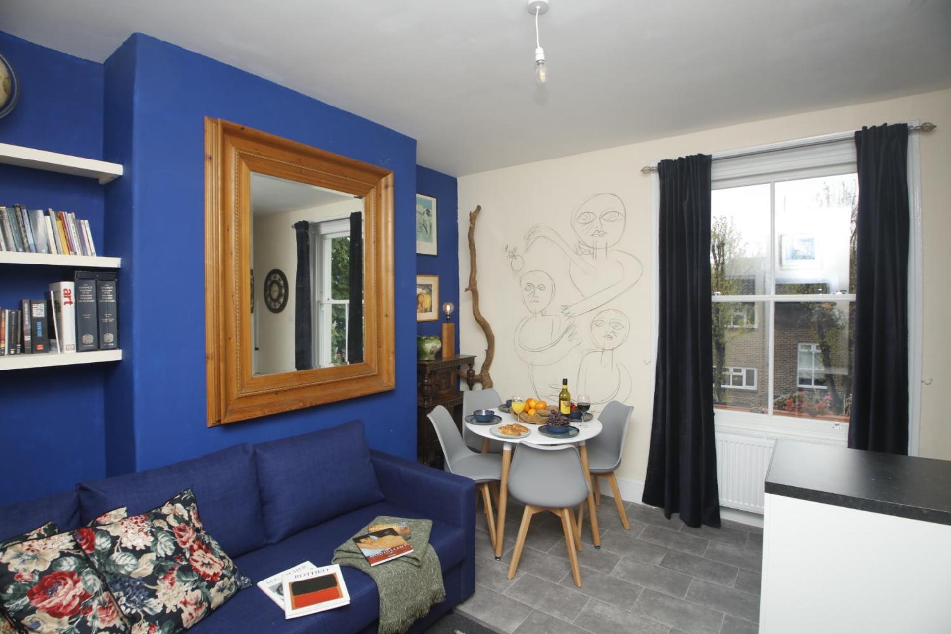 Camden Town Quirky Cosy Flat London