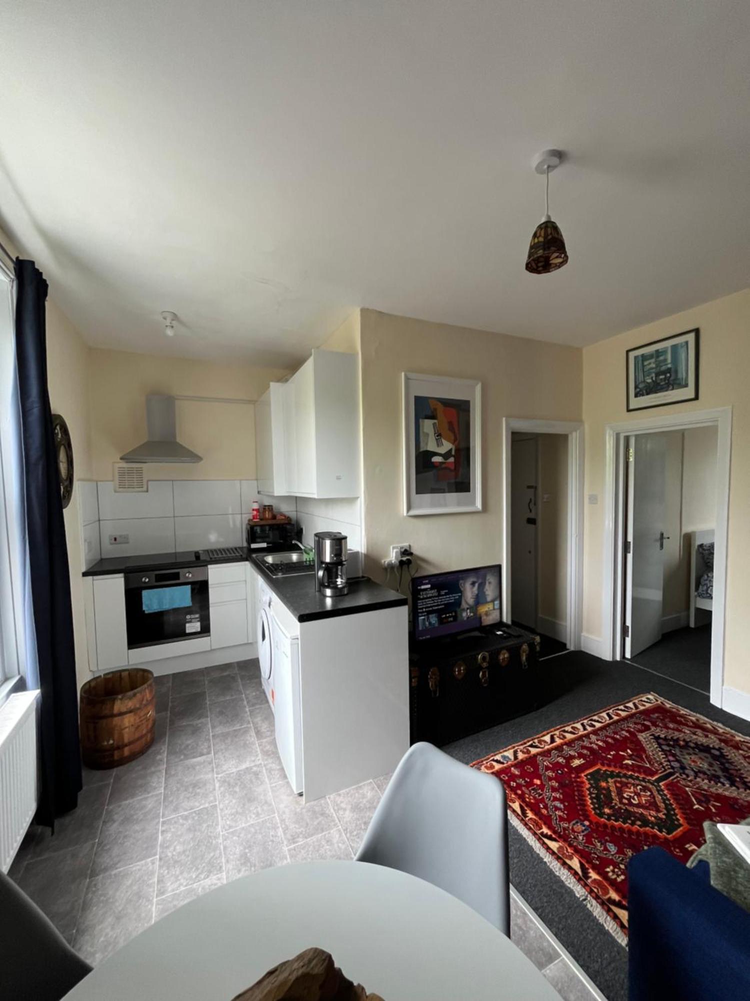 Camden Town Quirky Cosy Flat * London